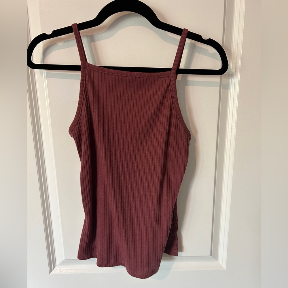 Rustic pink ribbed tank top
